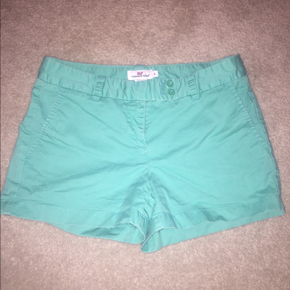 Teal VINEYARD VINES shorts!